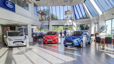 Porcelain Tiles for Right Car’s Ford Showroom